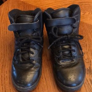 Capezio high top split sole jazz shoes